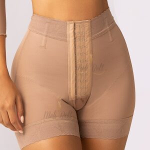 5038 Short With Hooks and Seamless Buttock Meli'Belt